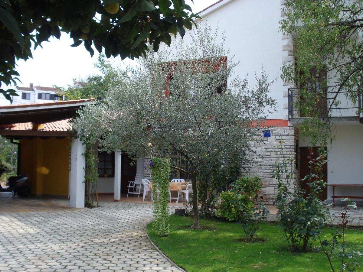 Sandra House With Apartment Umag Extérieur photo
